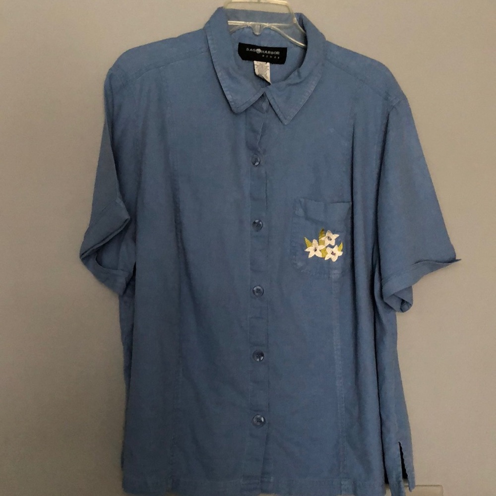 Woman's Sag Harbor 2x short sleeve shirt